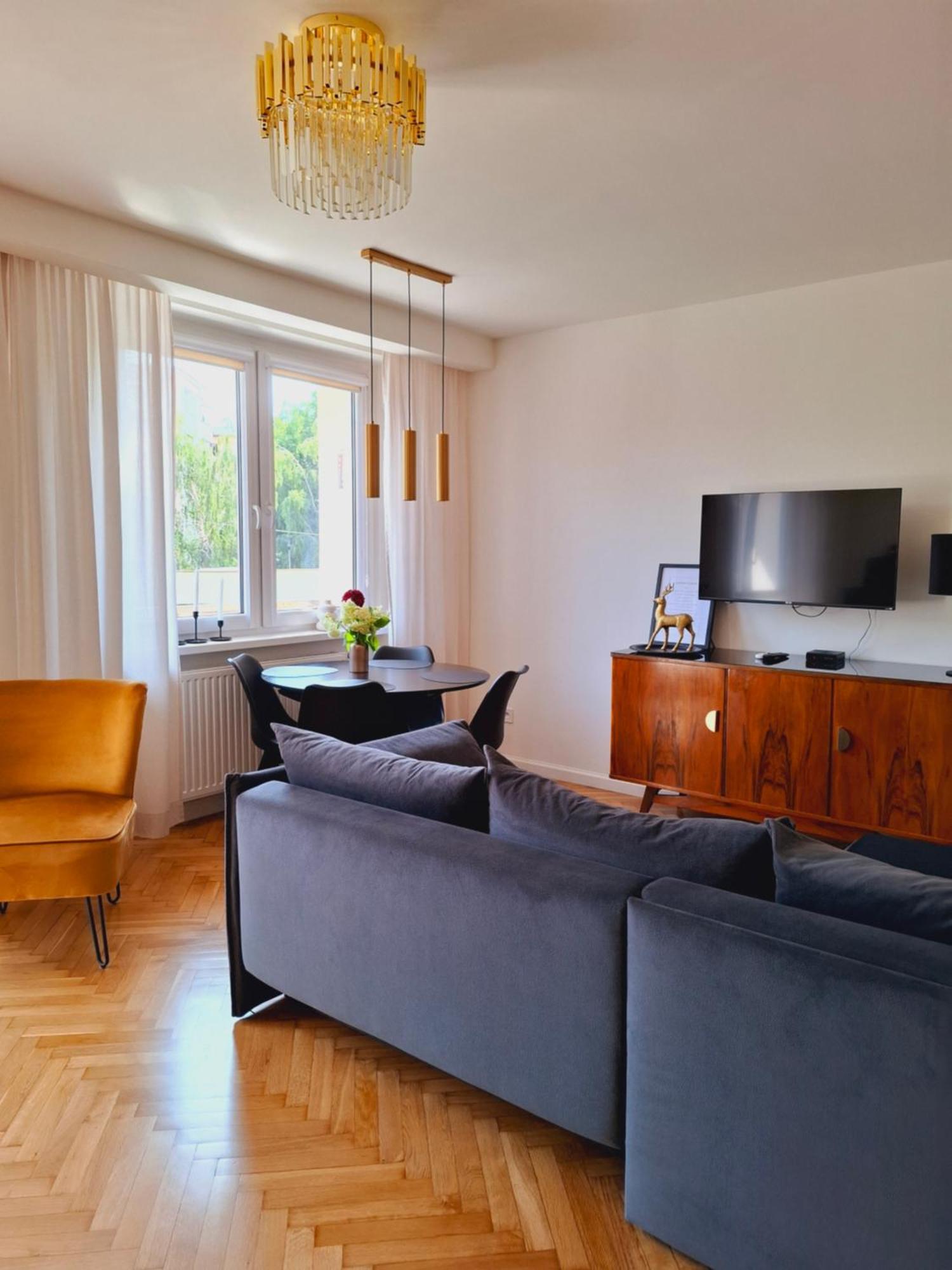 Apartament Home Mi Nysa Eksteriør bilde
